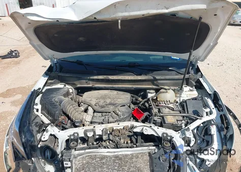 2021 Cadillac Xt5 Fwd Premium Luxury from USA, damaged, VIN 1GYKNCRS4MZ183561